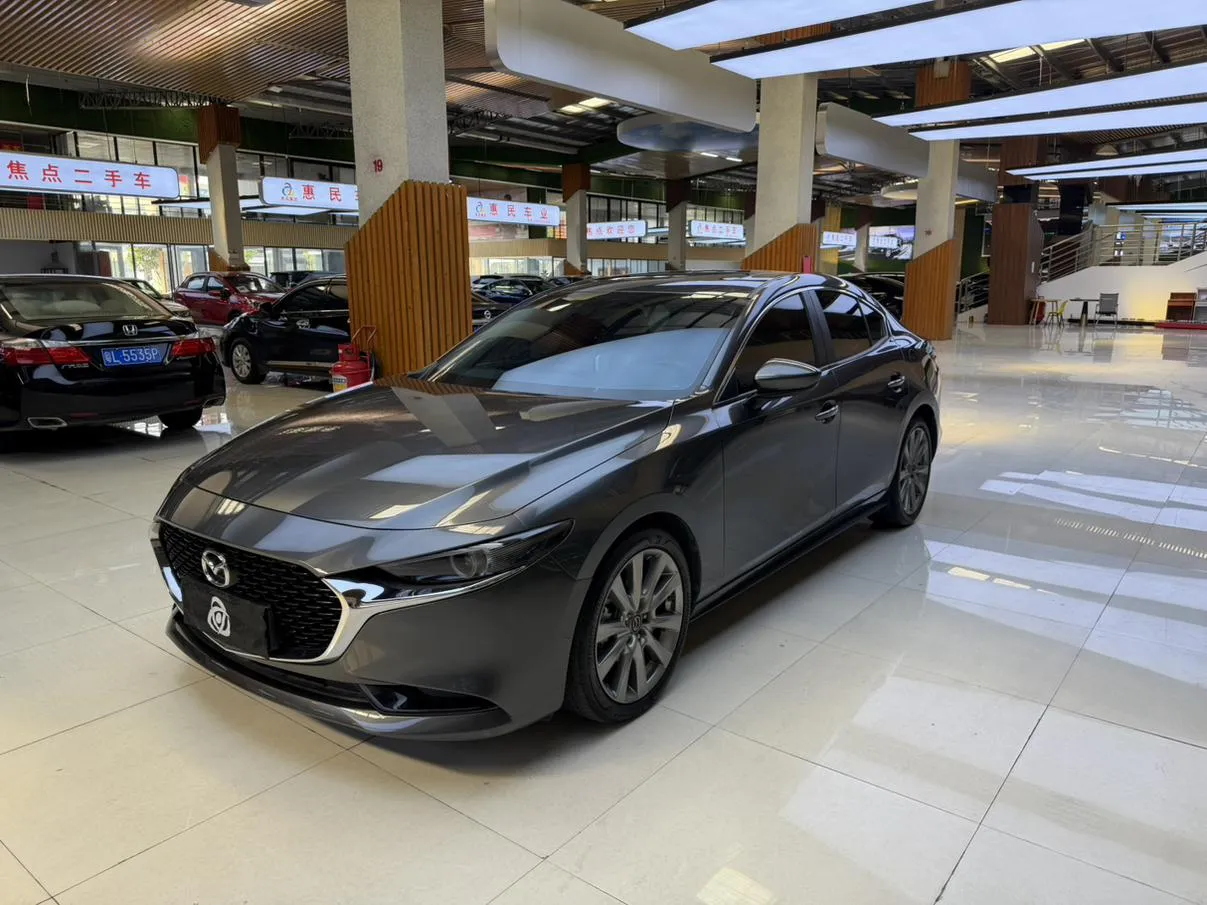 2023 Mazda Mazda3 2.0L AT