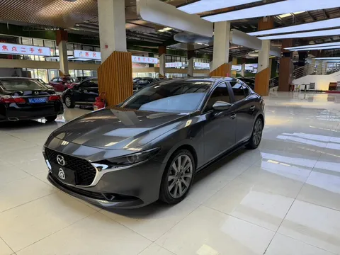 2023 Mazda Mazda3 2.0L AT