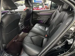 2023 Toyota Camry 2.0G Luxury, чёрный — фото 11