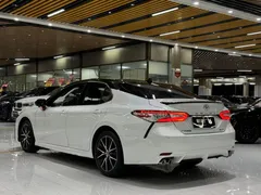 2021 Toyota Camry 2.0S Fashion, белый — фото 13