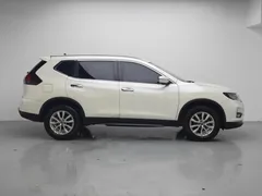 2022 Nissan X-Trail 2.0L 2WD Premium, белый — фото 8