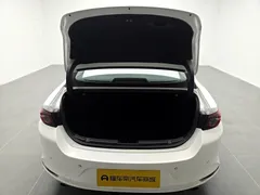 2023 Mazda Mazda3 2.0L AT, белый — фото 15