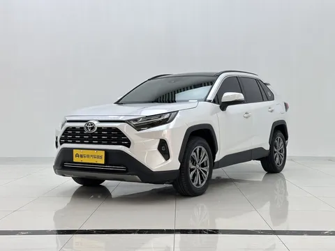 2023 Toyota RAV4 2.0L CVT 2WD Fashion Plus