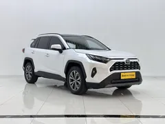 2023 Toyota RAV4 2.0L CVT 2WD Fashion Plus, белый — фото 3