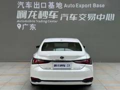 2022 Lexus ES 200 Excellence, белый — фото 4