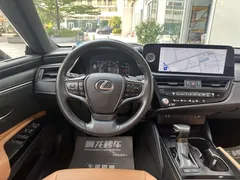 2022 Lexus ES 200 Excellence, белый — фото 8