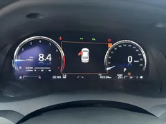 2021 Toyota Camry 2.5G Luxury, белый — фото 9
