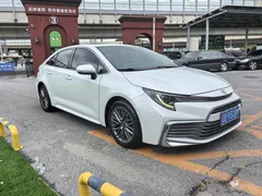 2021 Toyota Lingshang 2.0L Luxury, белый — фото 3