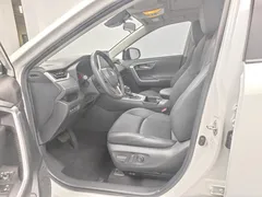 2022 Toyota Wildlander 2.0L 2WD Luxury Plus, белый — фото 4