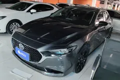 2023 Mazda Mazda3 2.0L AT — фото 1
