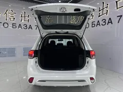 2021 Mitsubishi Outlander 2.0L 2WD 5 Seats, белый — фото 13