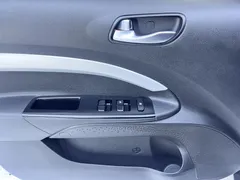2021 Kia Yipao 1.4L CVT Sunroof, белый — фото 7
