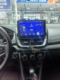 2022 Toyota Yaris L Zhixuan X 1.5L CVT Luxury Plus, красный — фото 9