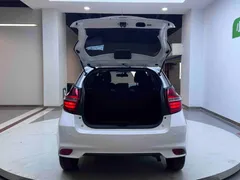 2022 Toyota Yaris L Zhixuan 1.5L CVT Leading Plus, белый — фото 15