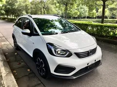 2021 Honda Fit 1.5L CVT, белый — фото 3