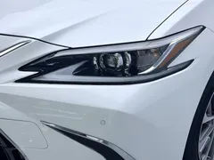 2022 Lexus ES 200 Excellence, белый — фото 18