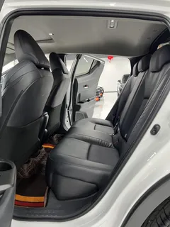 2023 Toyota C-HR 2.0L Comfort, белый — фото 10