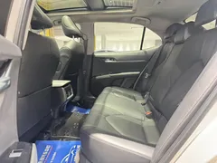 2021 Toyota Camry 2.5G Luxury — фото 12