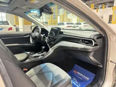 2021 Toyota Camry 2.5G Luxury — фото 16