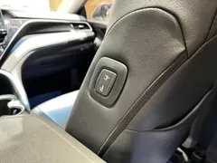 2021 Toyota Camry 2.5G Luxury — фото 21