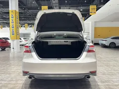 2021 Toyota Camry 2.5G Luxury — фото 27