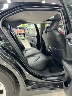 2022 Toyota Camry 2.0G Luxury, чёрный — фото 10
