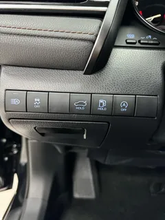 2022 Toyota Camry 2.0G Luxury, чёрный — фото 15