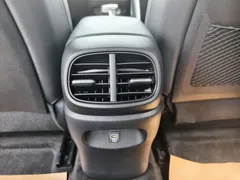2023 Hyundai Elantra 1.5L CVT LUX Premium, чёрный — фото 13