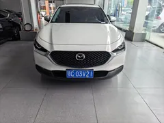 2021 Mazda CX-30 2.0L AT, белый — фото 2