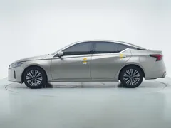 2022 Nissan Teana 2.0L XL-TLS — фото 4