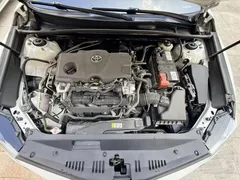 2021 Toyota Camry 2.5G Luxury, белый — фото 17