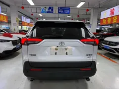 2021 Toyota RAV4 2.0L CVT 2WD Urban, белый — фото 5