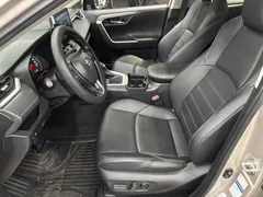 2022 Toyota Wildlander 2.0L 4WD Luxury — фото 16