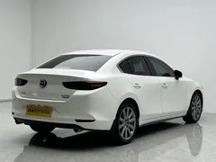 2021 Mazda Mazda3 2.0L AT, белый — фото 7