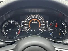 2021 Mazda Mazda3 2.0L AT, белый — фото 9