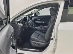 2022 Toyota Venza 2.0L CVT 2WD Premium, белый — фото 11