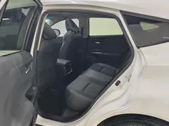 2022 Toyota Venza 2.0L CVT 2WD Premium, белый — фото 12
