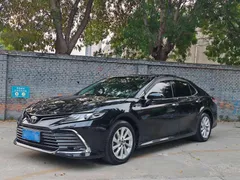 2021 Toyota Camry 2.0G Luxury, чёрный — фото 1