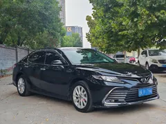 2021 Toyota Camry 2.0G Luxury, чёрный — фото 2