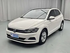 2021 Volkswagen Polo Plus 1.5L AT Panoramic, белый — фото 1