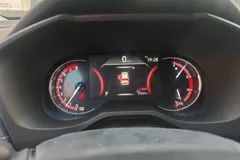 2022 Toyota RAV4 2.0L CVT 2WD Fashion, белый — фото 16
