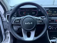 2023 Kia Seltos 1.5L IVT Luxury, белый — фото 10
