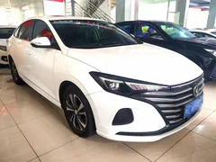 2022 Changan Eado PLUS 1.6L GDI CVT Luxury, белый — фото 3