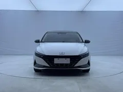 2022 Hyundai Elantra 1.5L CVT LUX Premium, белый — фото 2