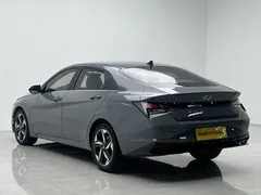 2022 Hyundai Elantra 1.5L CVT GLX Elite — фото 5