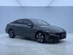 2023 Hyundai Elantra 1.5L CVT LUX Premium, чёрный — фото 3