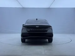 2023 Hyundai Elantra 1.5L CVT LUX Premium, чёрный — фото 5