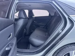 2023 Hyundai Elantra 1.5L CVT LUX Premium, чёрный — фото 19