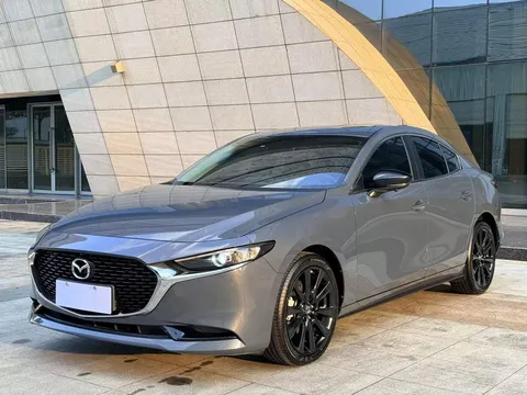 2023 Mazda Mazda3 2.0L AT