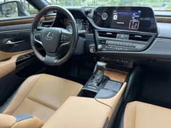 2021 Lexus ES 200 Luxury, синий — фото 14
